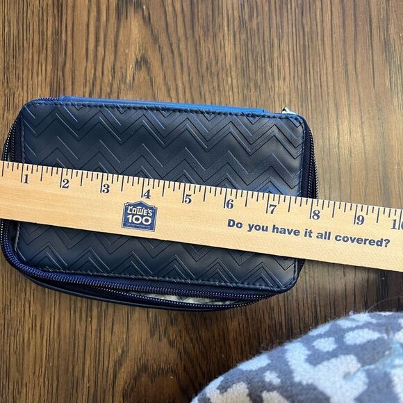 Missoni Delta One Travel First Class Case Toiletry Bag. Like new. - Picture 6 of 6